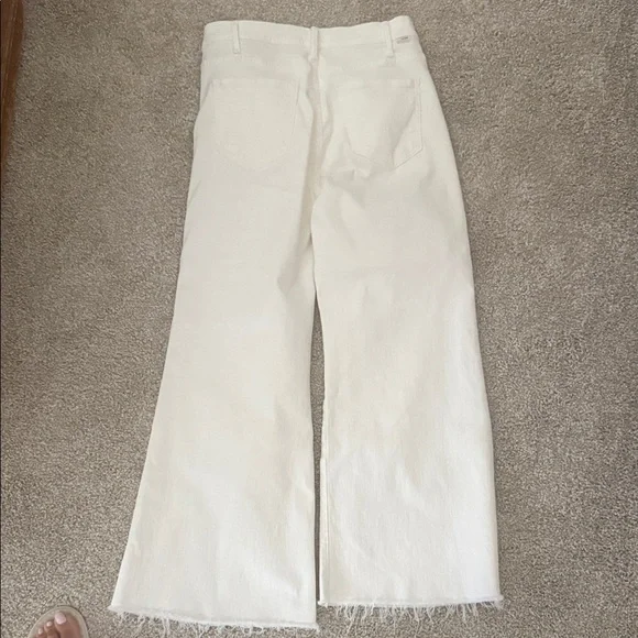 MOTHER the hustler roller White Wide-Leg Frayed Hem Jeans - Picture 4 of 6
